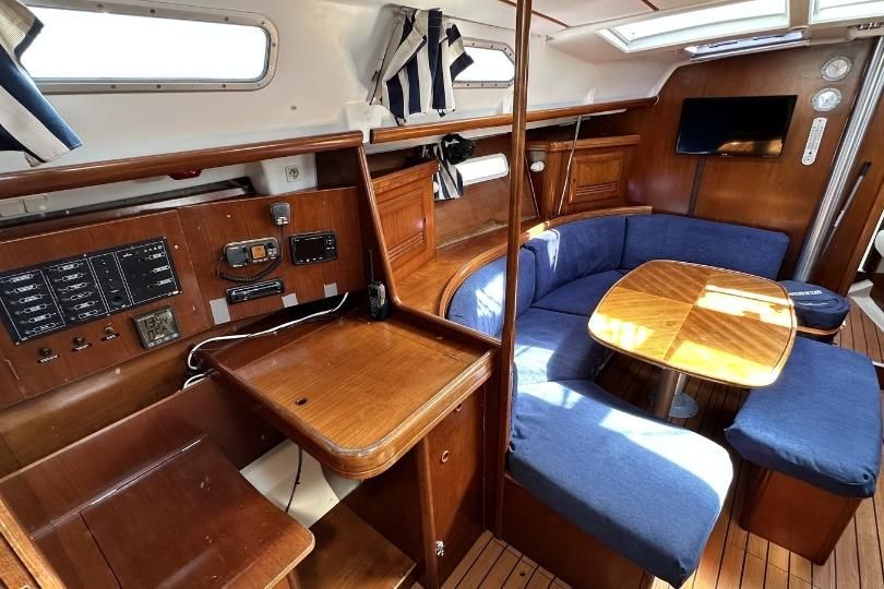 2002 Beneteau Oceanis Clipper 393