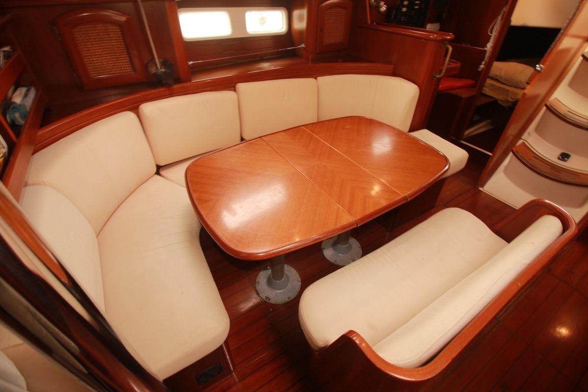 1998 Beneteau Oceanis Clipper 411
