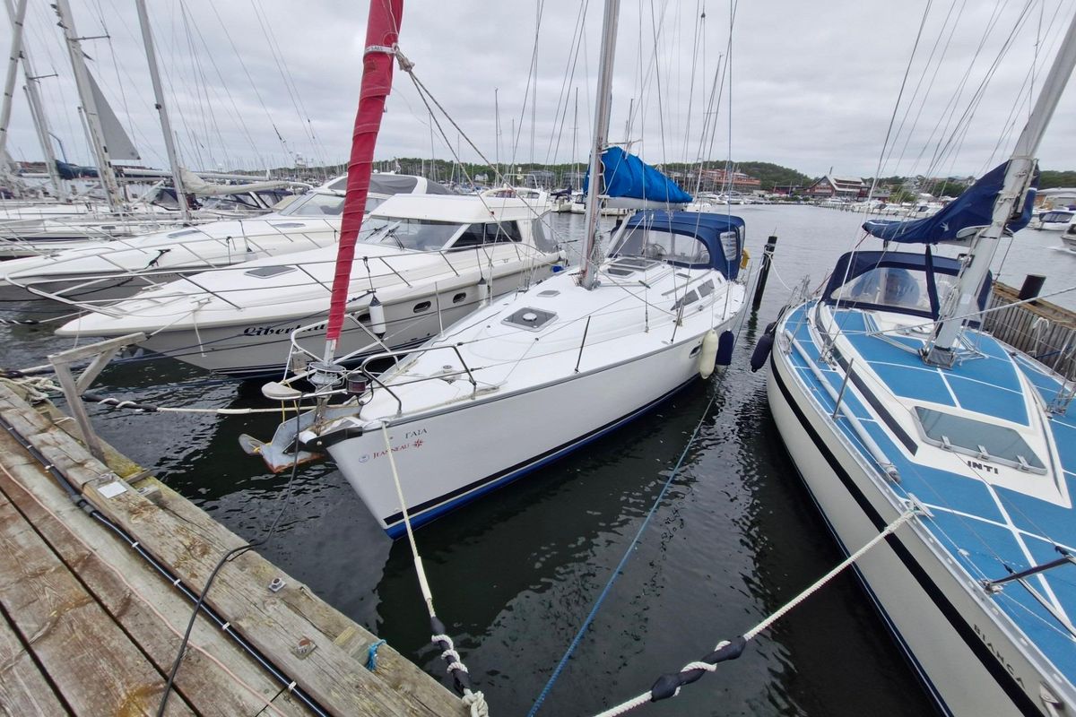 2002 Jeanneau Sun Odyssey 40