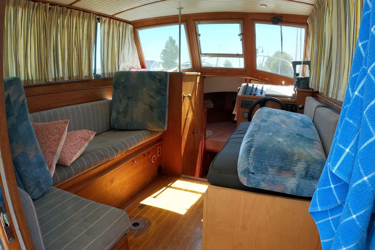 1985 Cape Dory 28