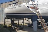 1985 Beneteau First 305