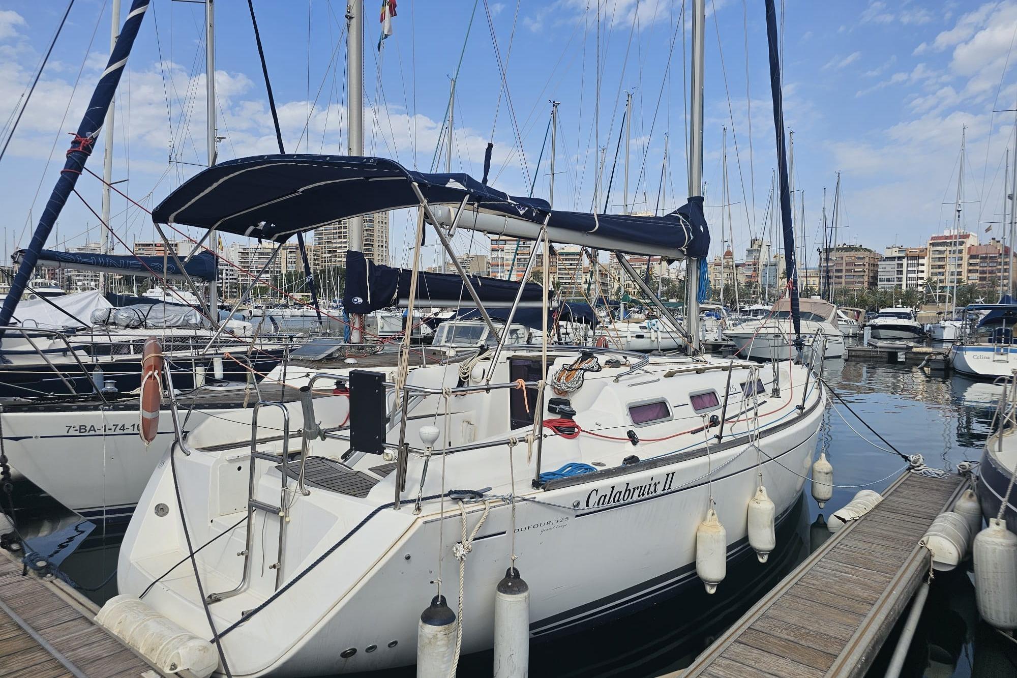 2008 Dufour 325 Grand Large for sale in Alicante, Spain