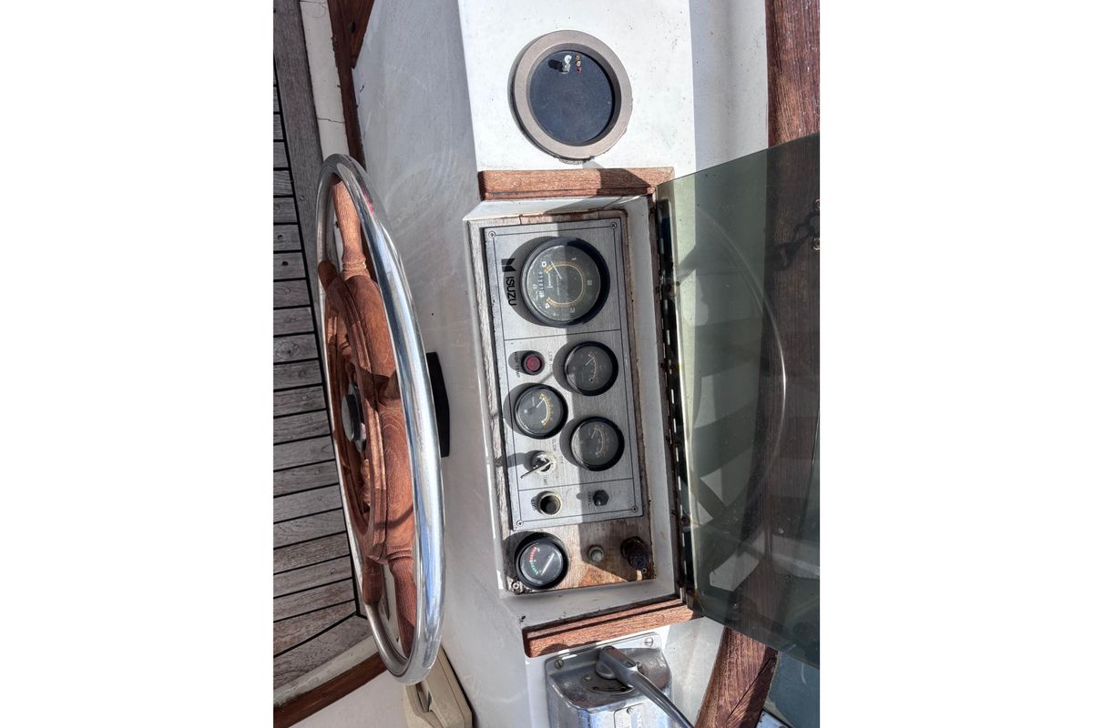 1981 Hershine 40