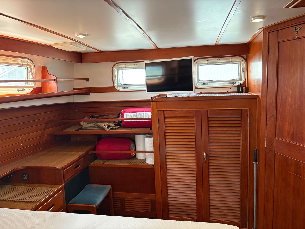 1989 Grand Banks Motor