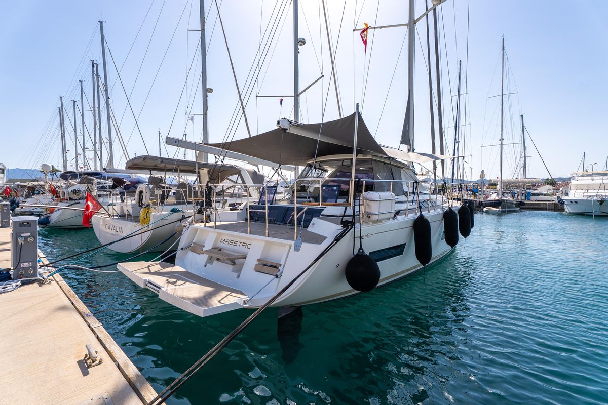 2019 Amel 50