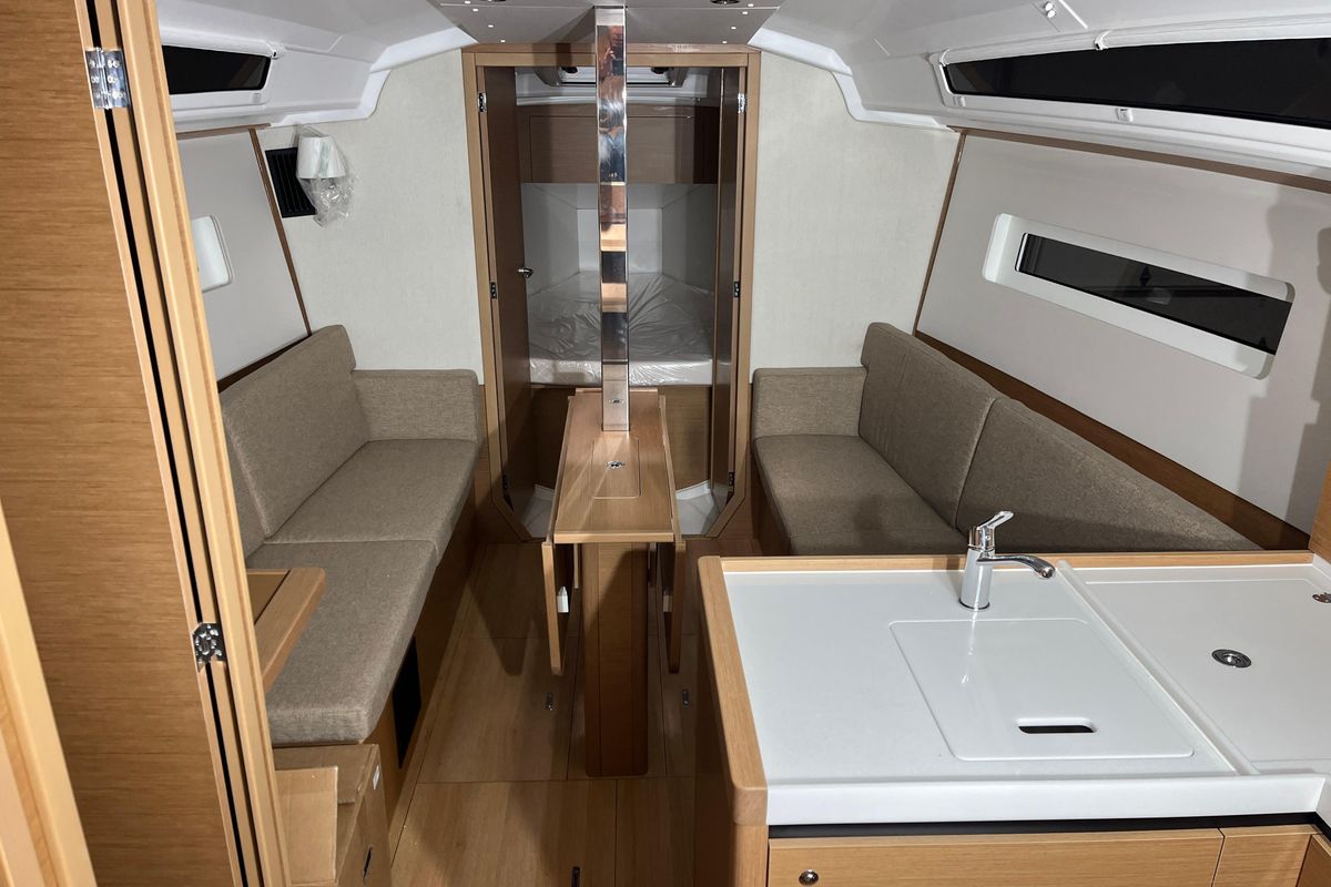 2026 Jeanneau Sun Odyssey 350