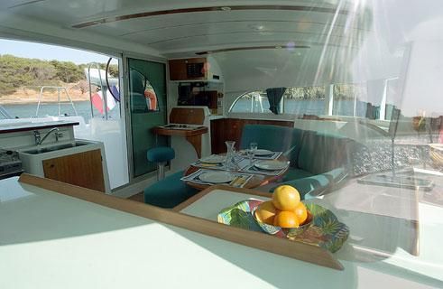 2003 Lagoon 380