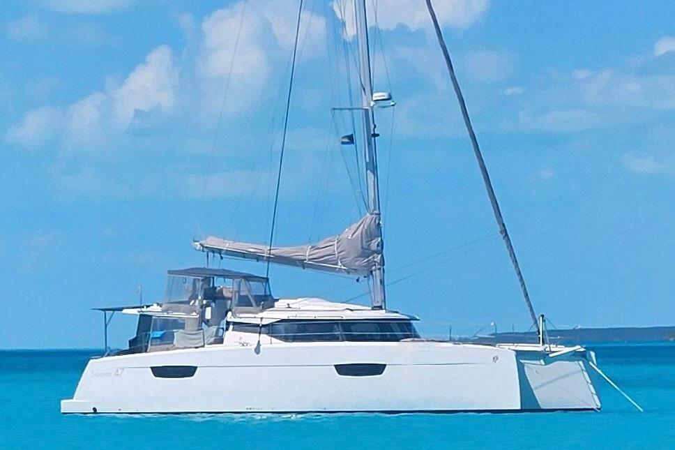 2018 Fountaine Pajot Saona 47 for sale in Barcelona, Spain 46 ft