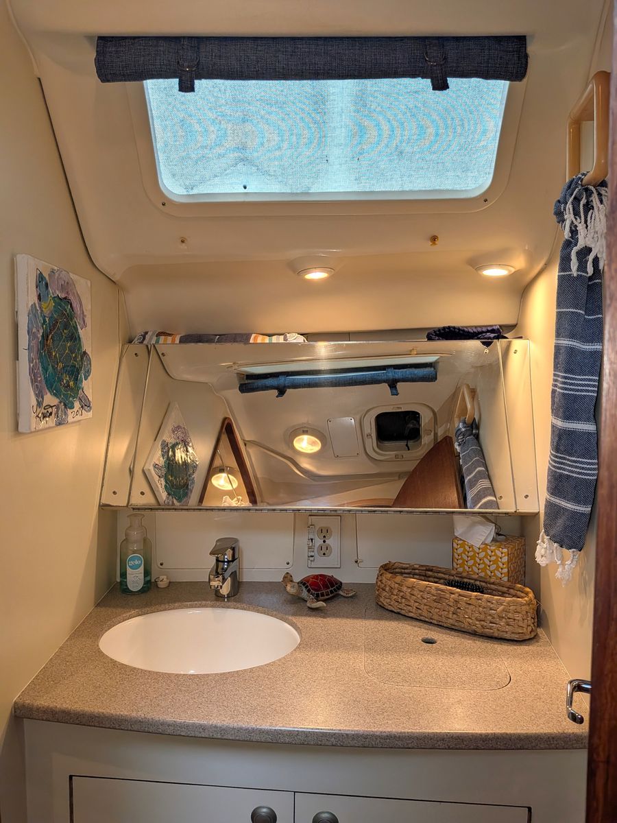 2001 Hunter 380