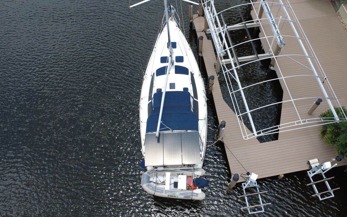 2001 Hunter 380