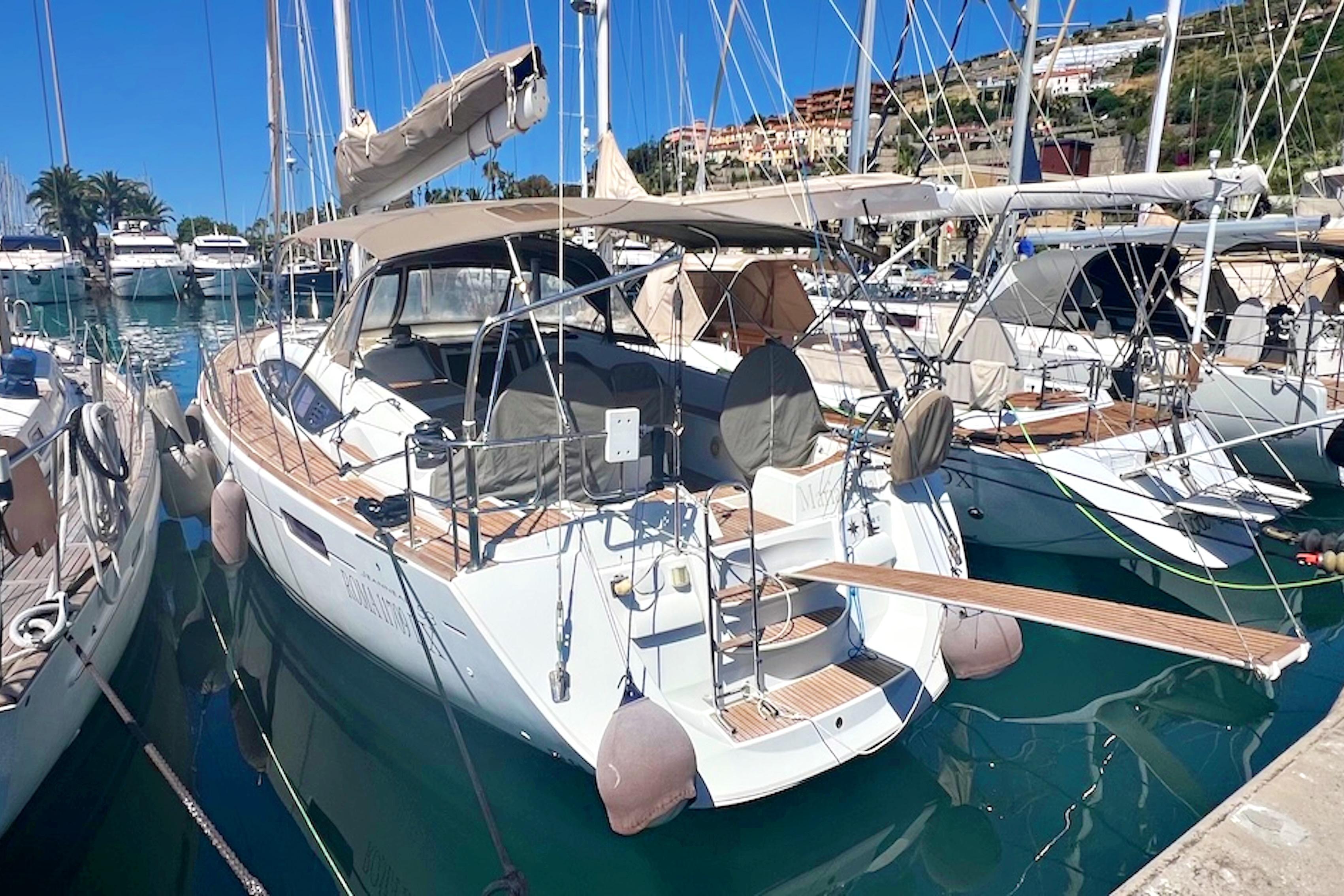 2010 Jeanneau 53 for sale in Imperia, Italy
