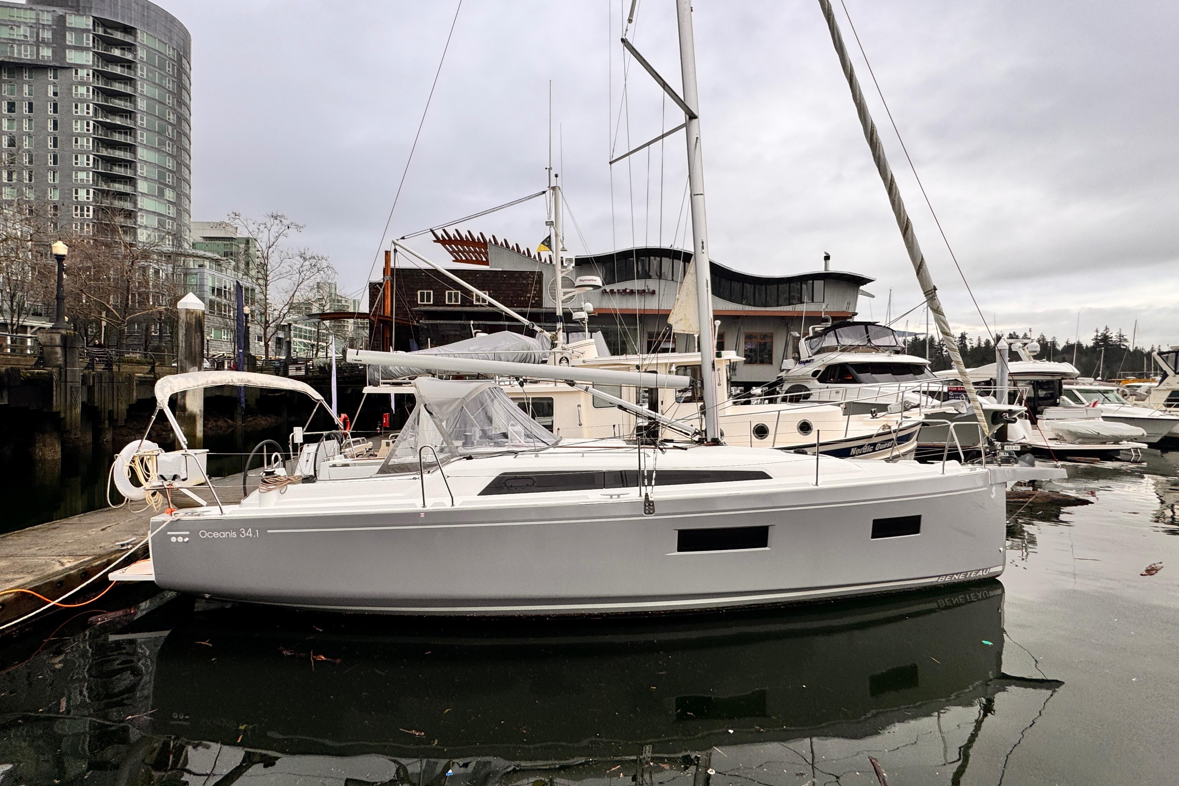 2023 Beneteau Oceanis 34 1 Boats