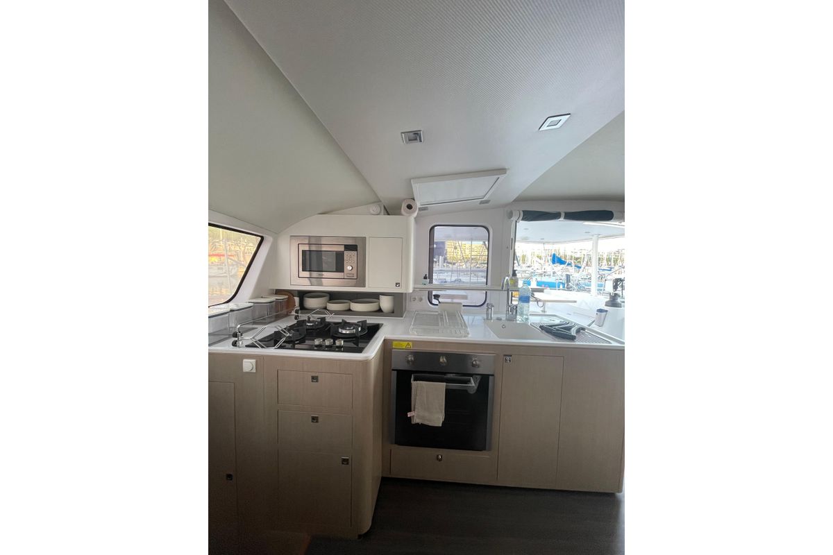 2019 Outremer 51