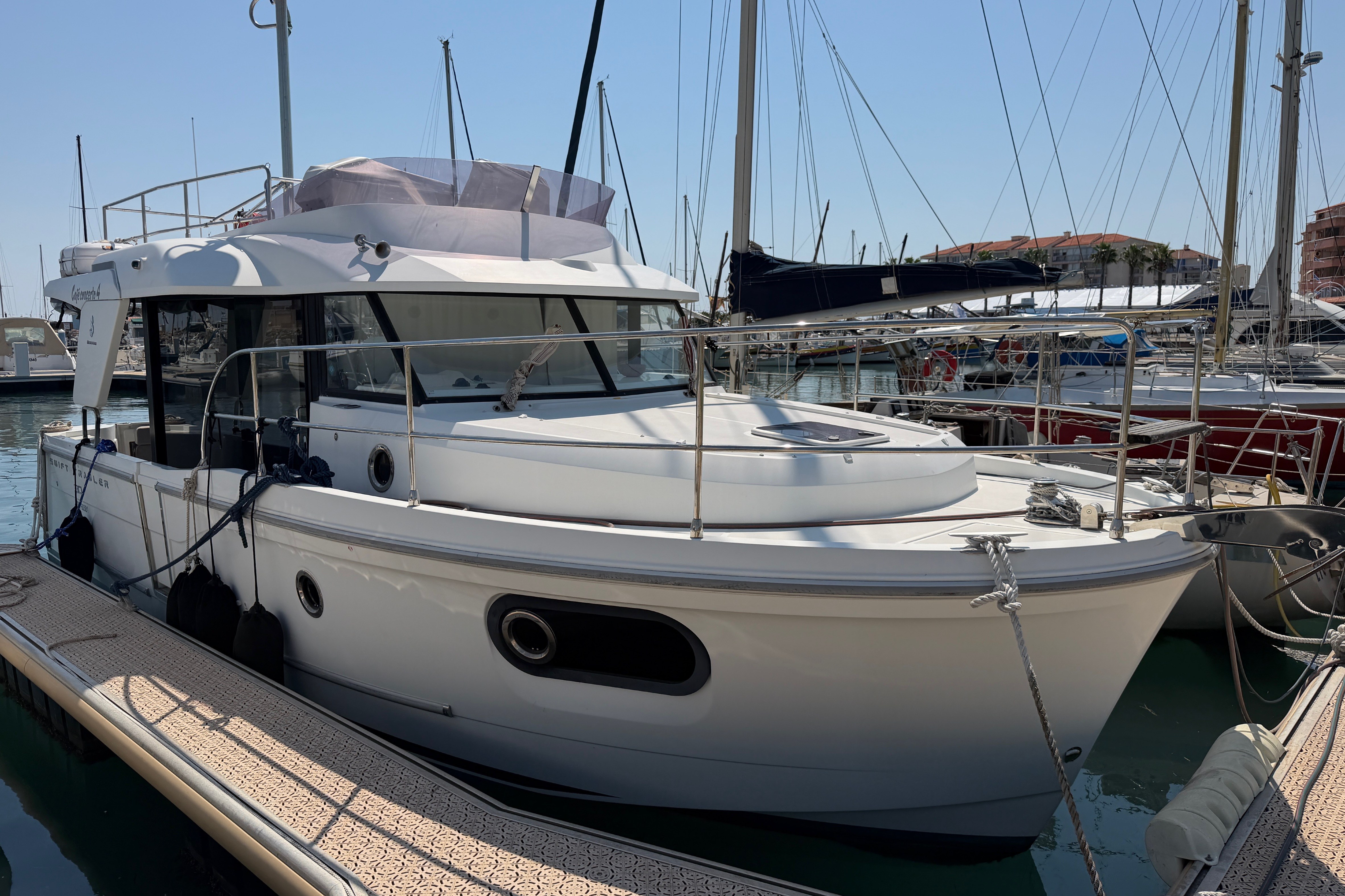 2018 Beneteau Swift Trawler 30 for sale in Le Barcarès, Pyrénées-Orientales, France