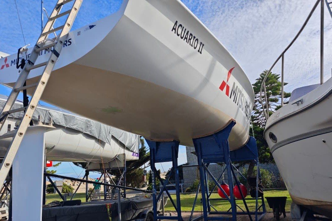 2011 M Boats S40