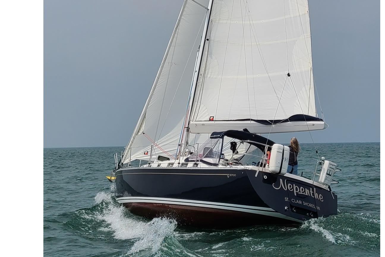 2001 Tartan 3700 Boats