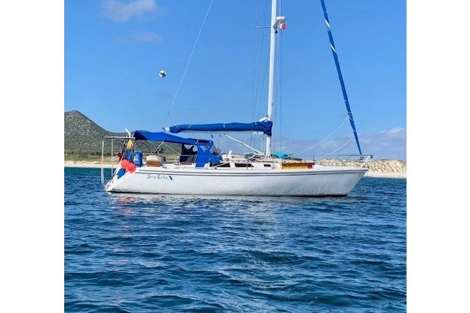 1989 Catalina 42 for sale in Mazatlán, Mexico