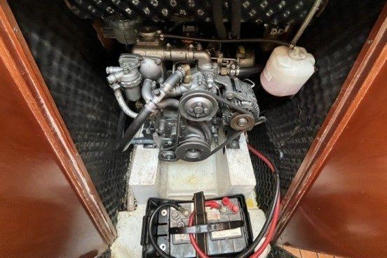 2005 Beneteau 323