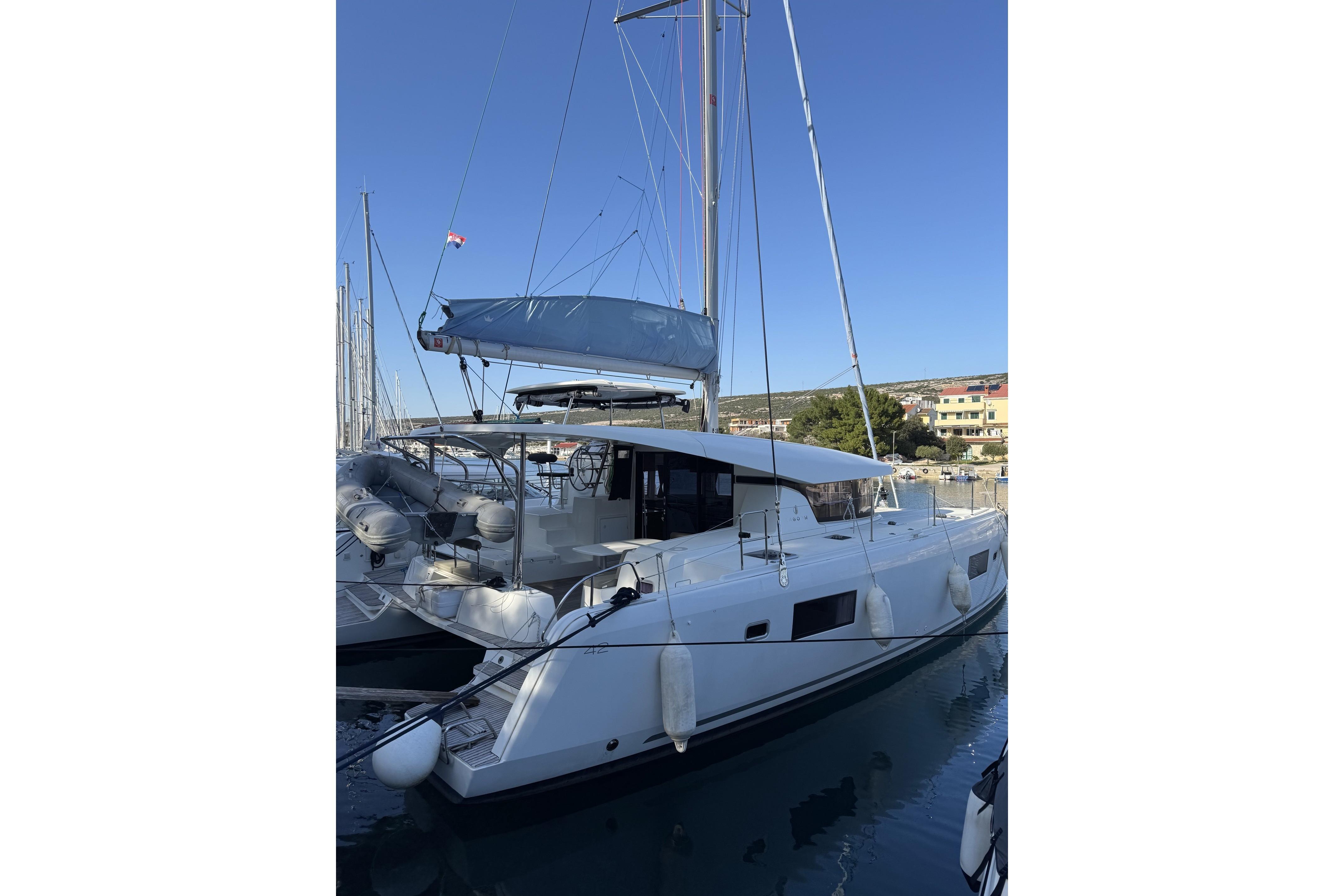 2018 Lagoon 42