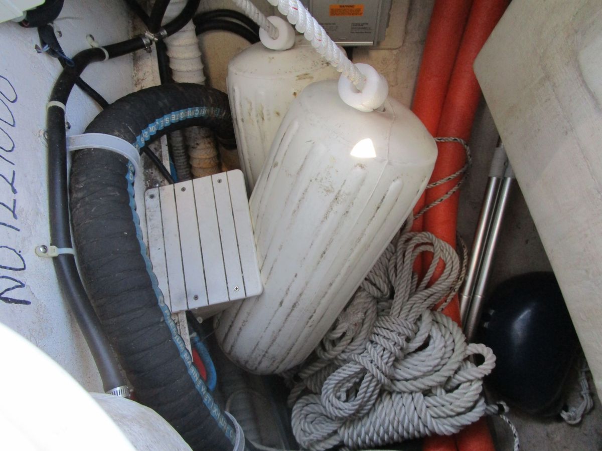 2007 Catalina 387