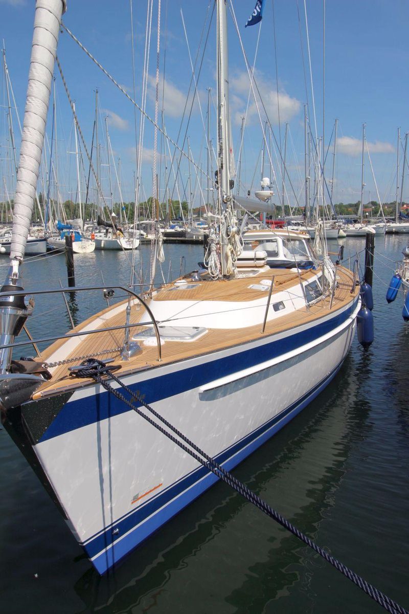 2018 Hallberg-Rassy 48 Mkii