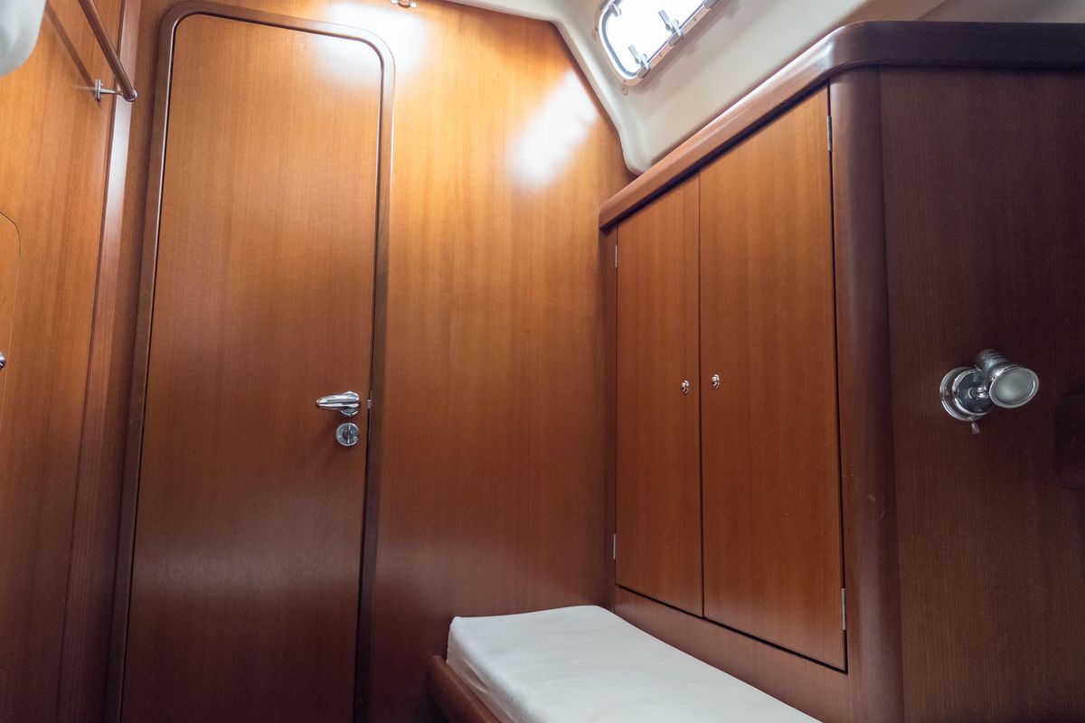 2005 Grand Soleil 45