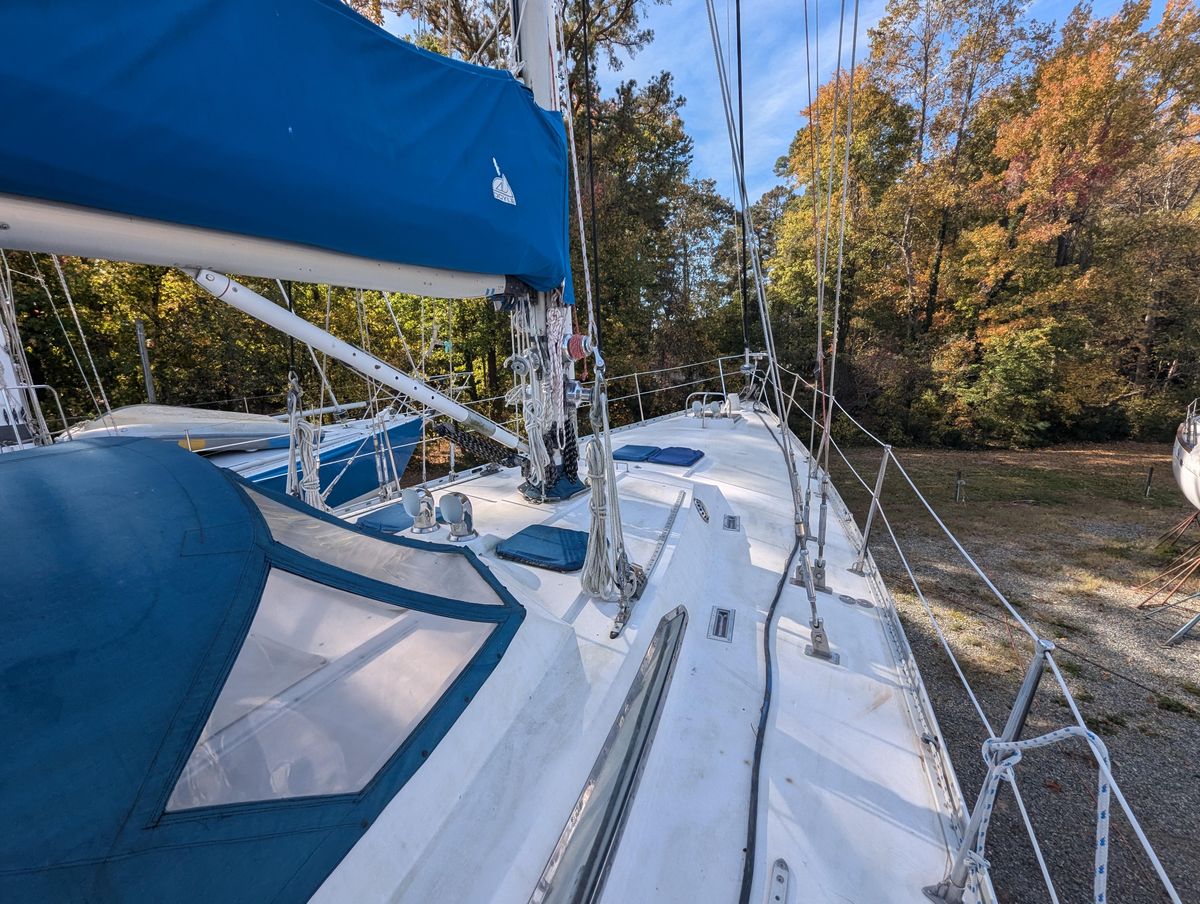 1989 Tayana 55
