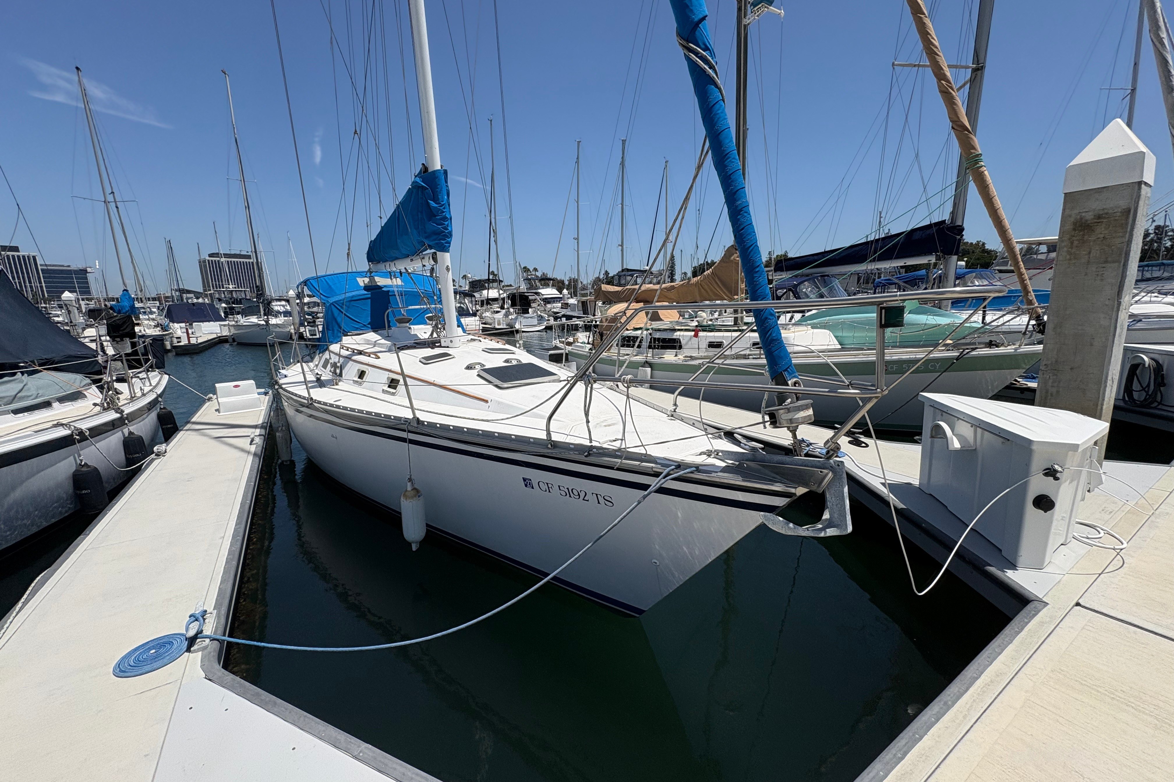 1984 Hunter 34