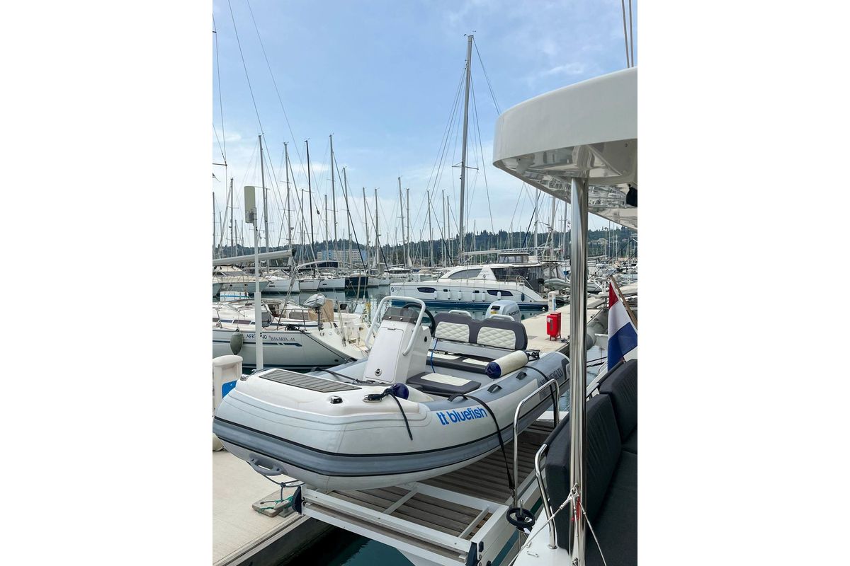 2021 Lagoon 46