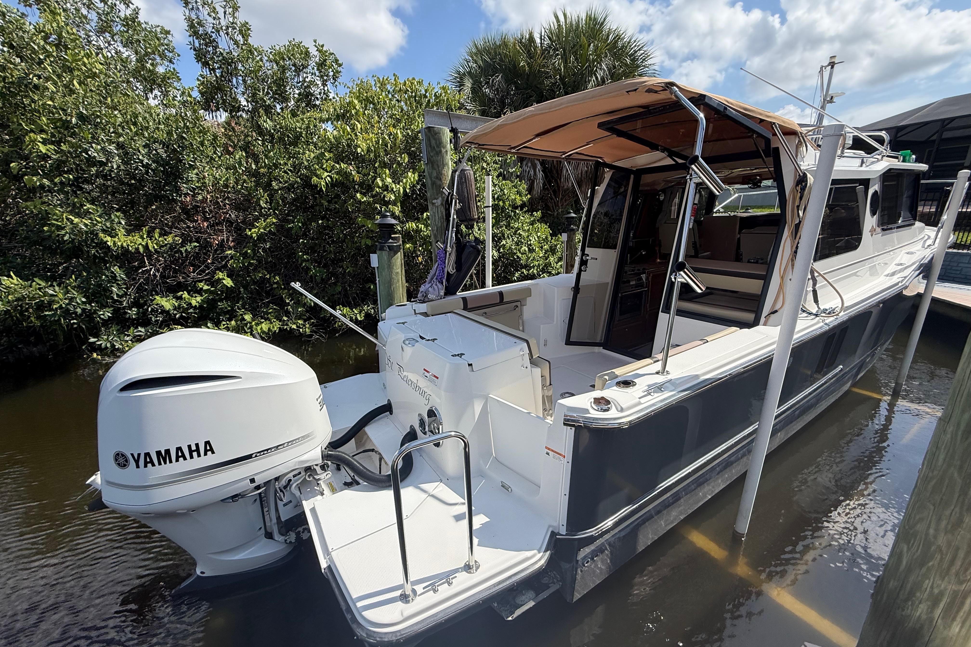 2019 Ranger Tugs R-27 for sale in Cape Coral, Florida