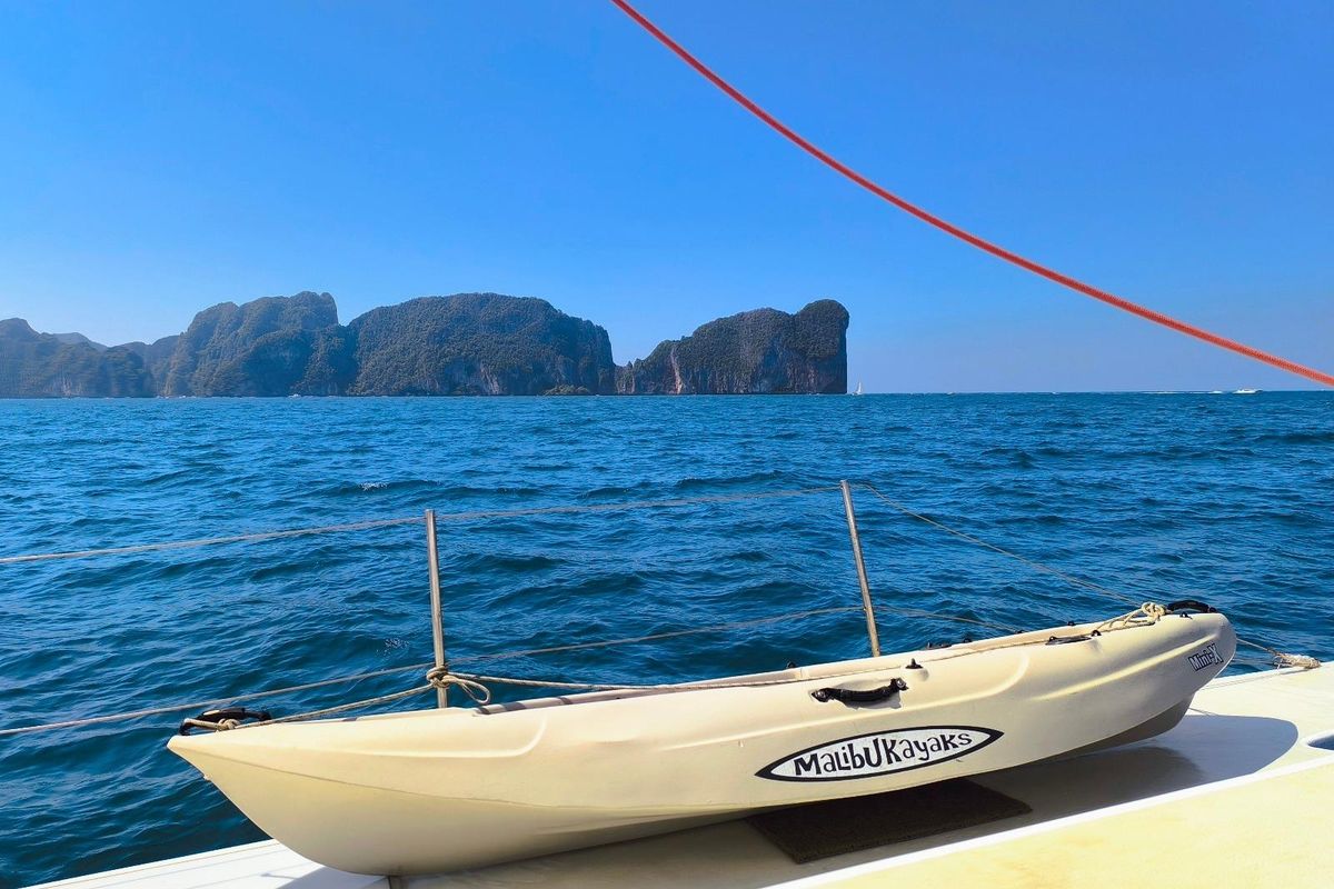 1979 Searunner 37