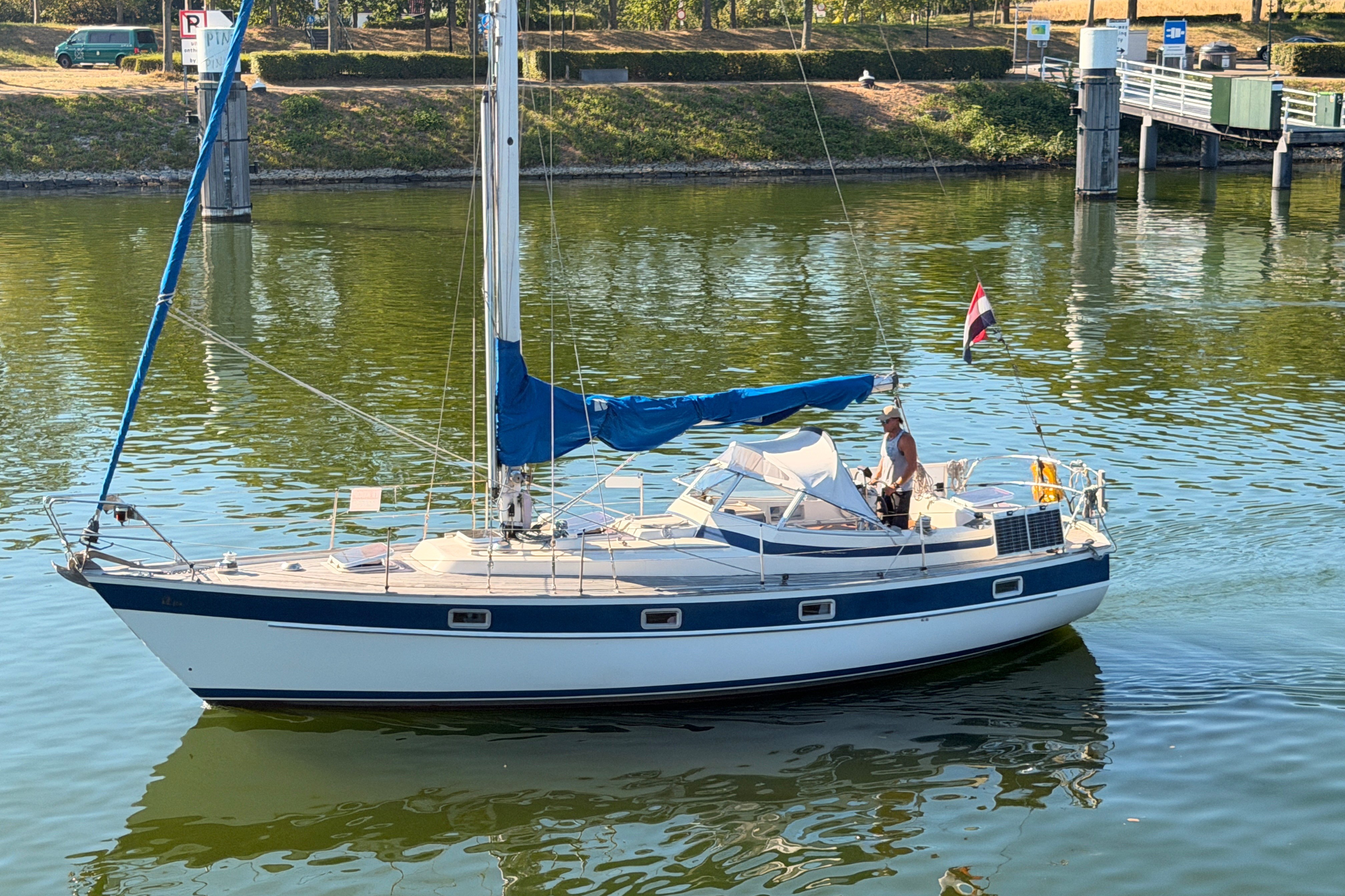 1980 Hallberg-Rassy 352 for sale in Kamperland, Netherlands