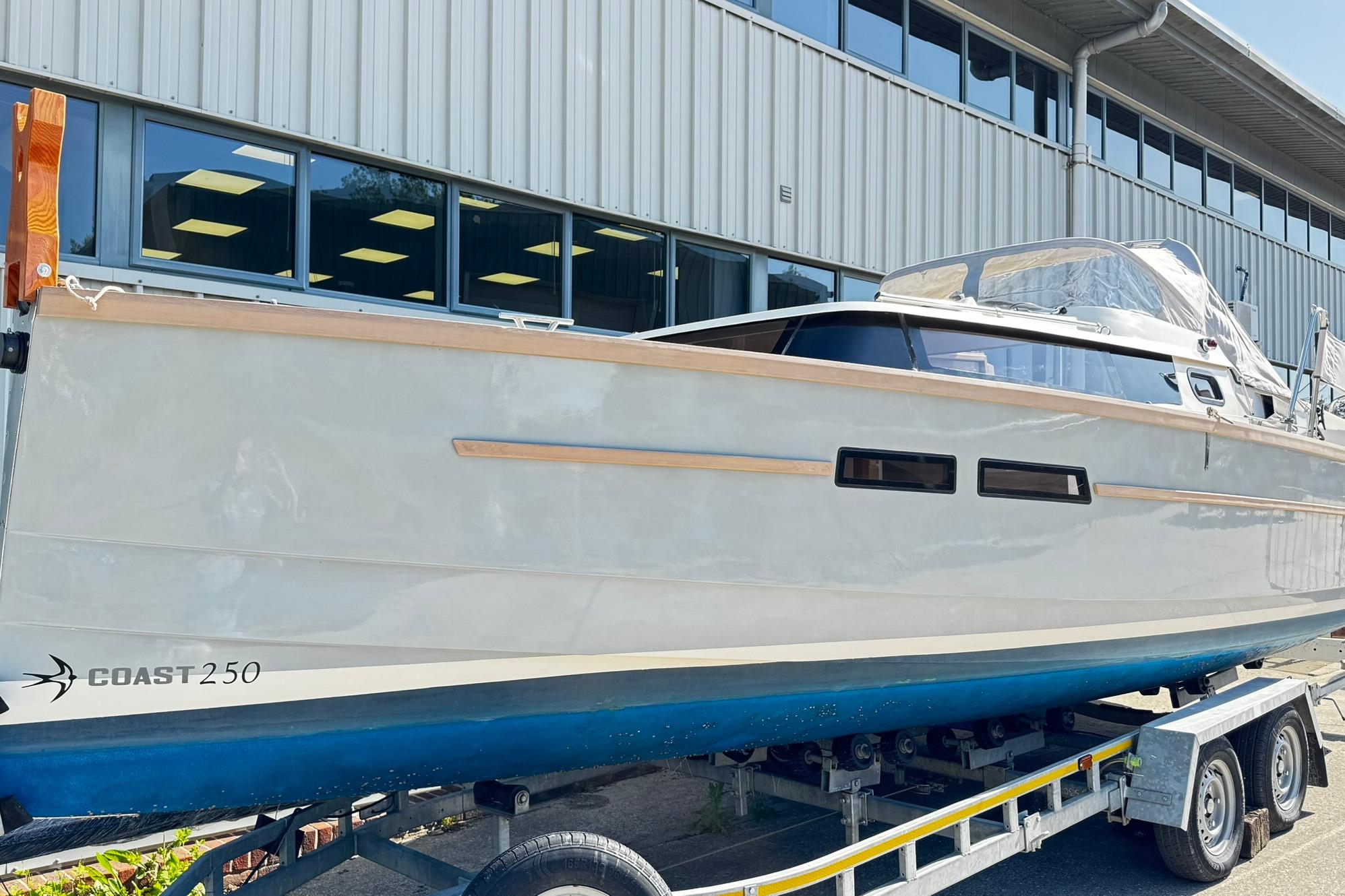2022 Swallow Yachts Coast 250