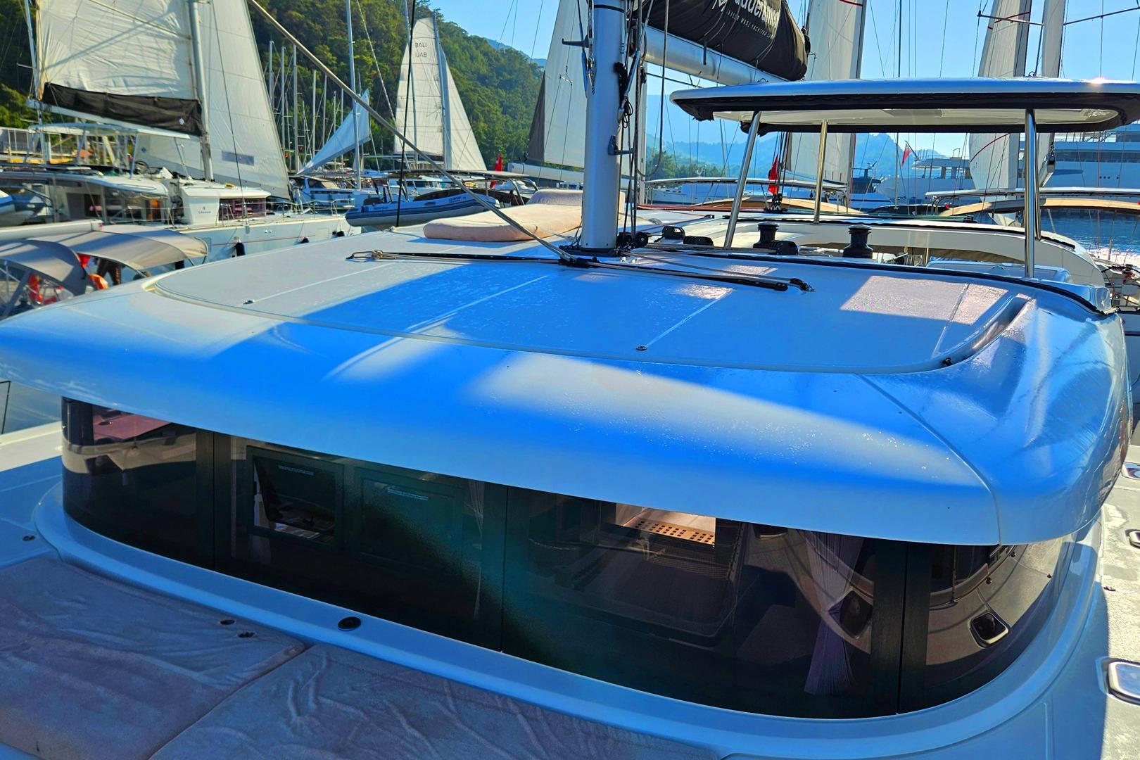 2022 Lagoon 42