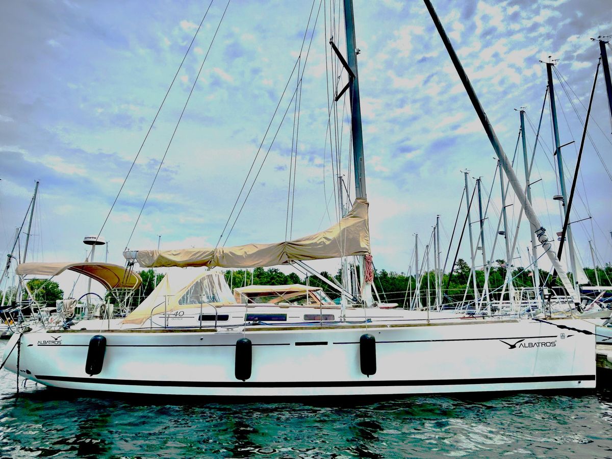 2005 Dufour 40 Performance