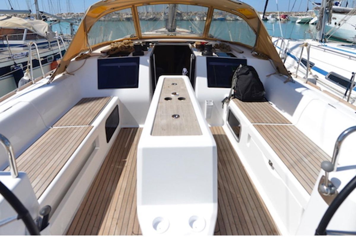 2017 Dufour 460 Grand Large