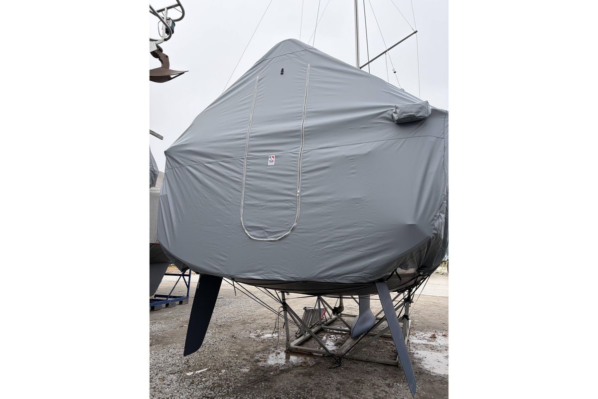 2019 Beneteau Oceanis 35.1