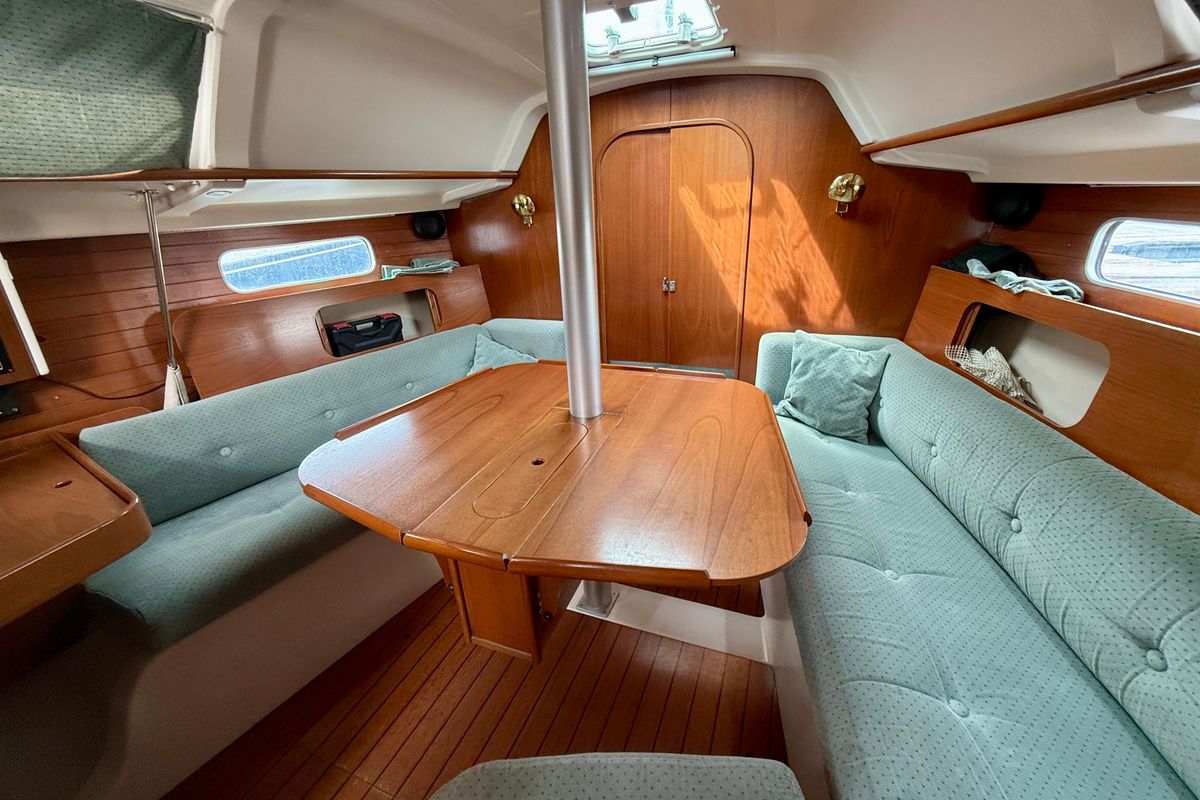 1994 Beneteau Oceanis 321