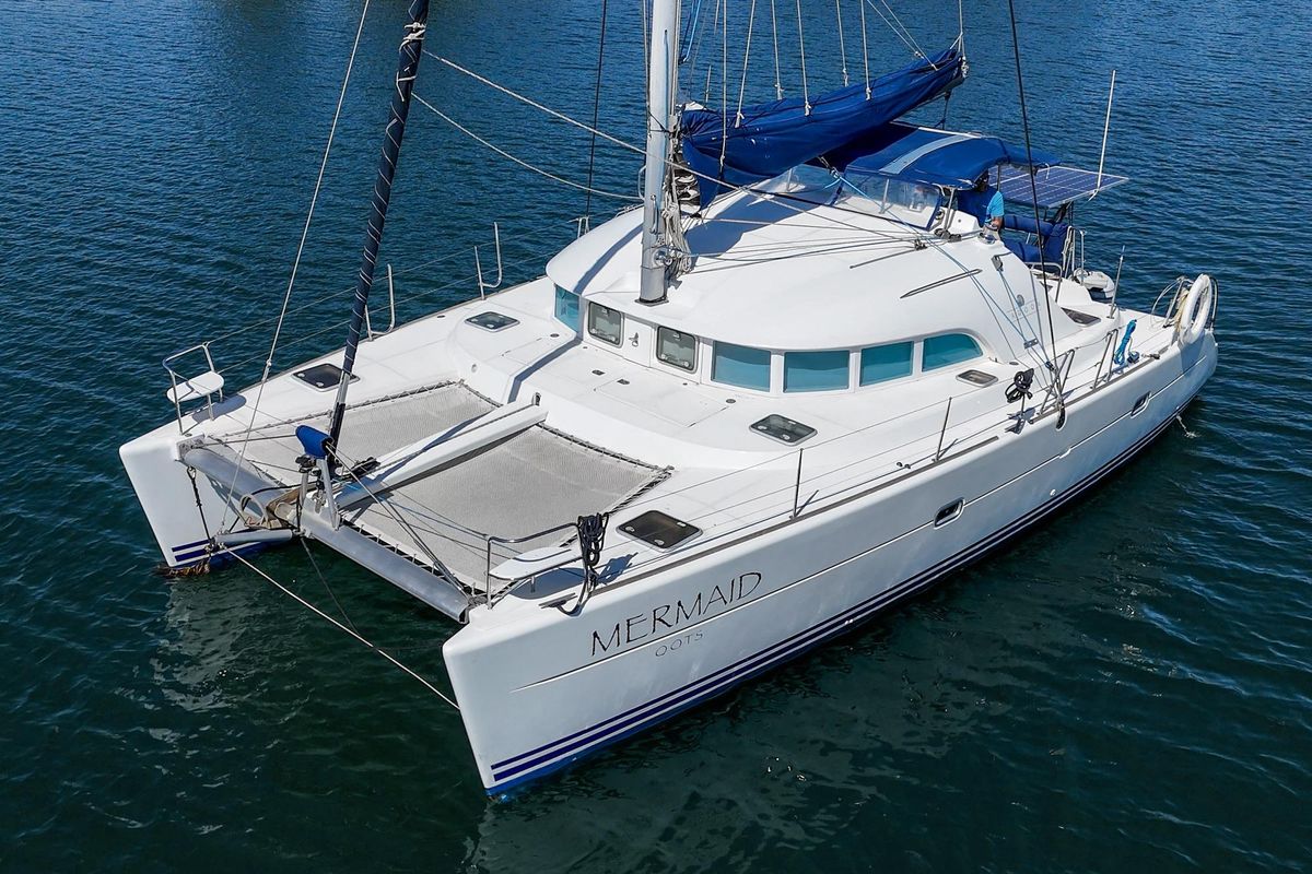 2004 Lagoon 380