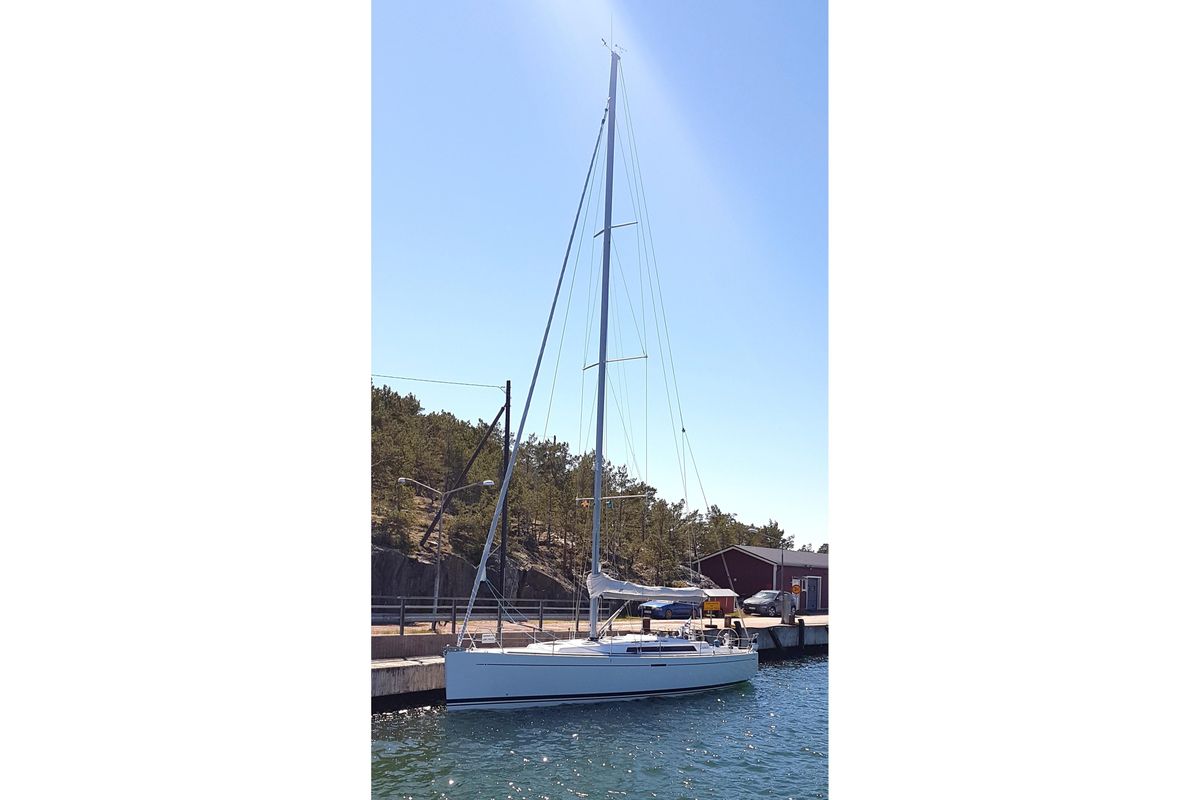 2011 Grand Soleil 43