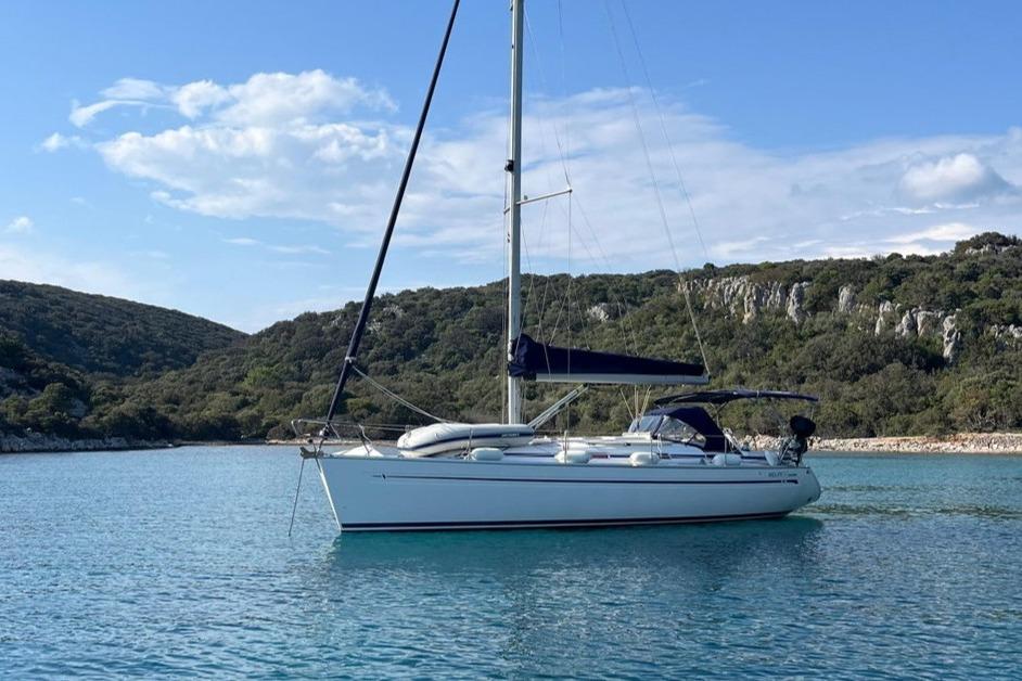 2004 Bavaria 38