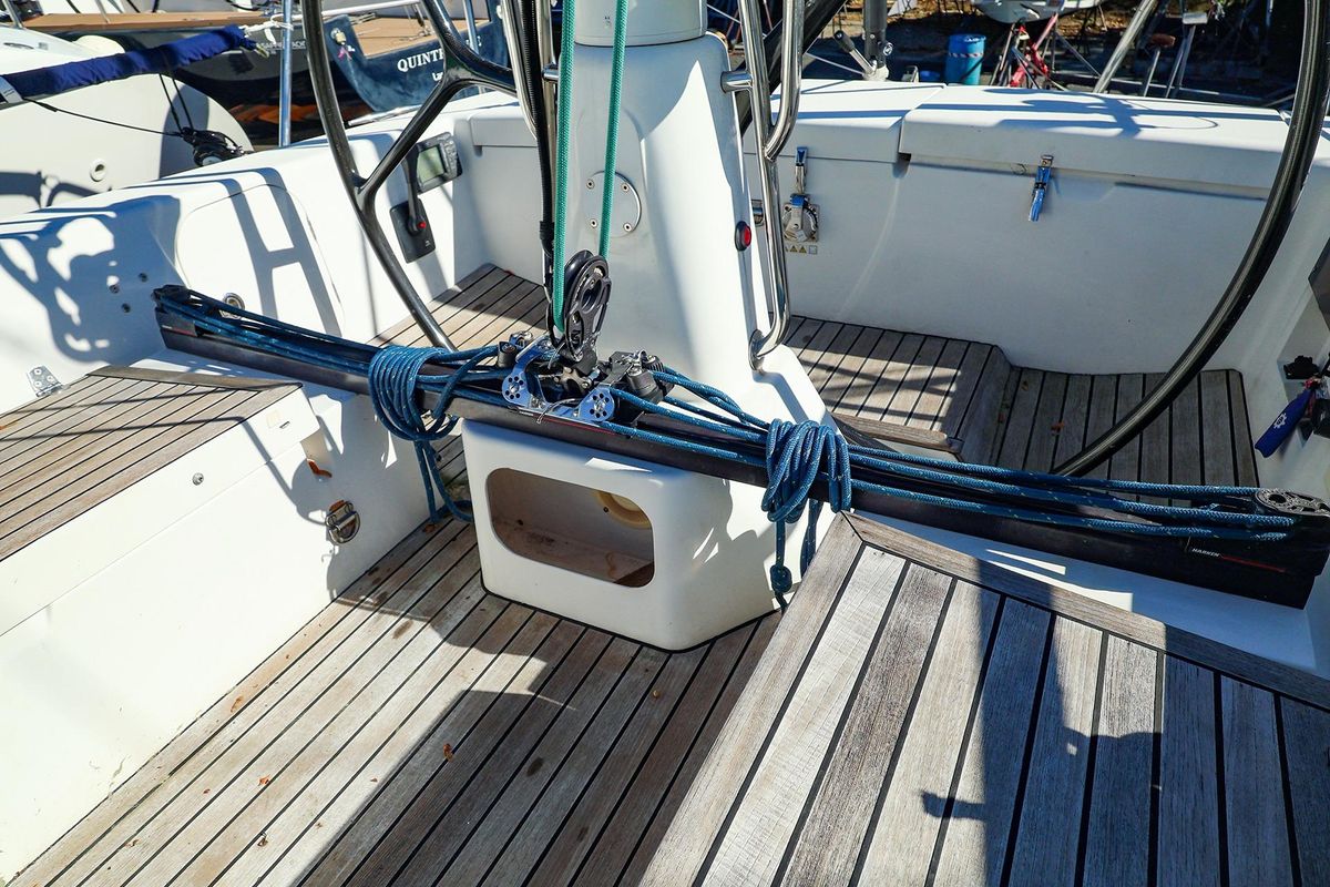 2005 J/Boats J/133