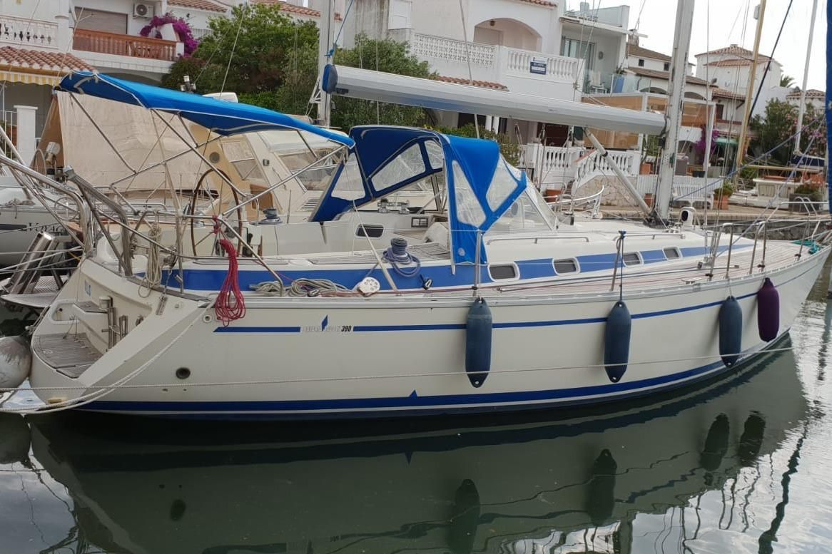 1997 Bavaria 390 Lagoon