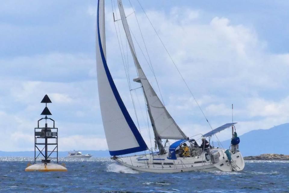 1987 Moody 376 for sale in Victoria, British Columbia, Canada