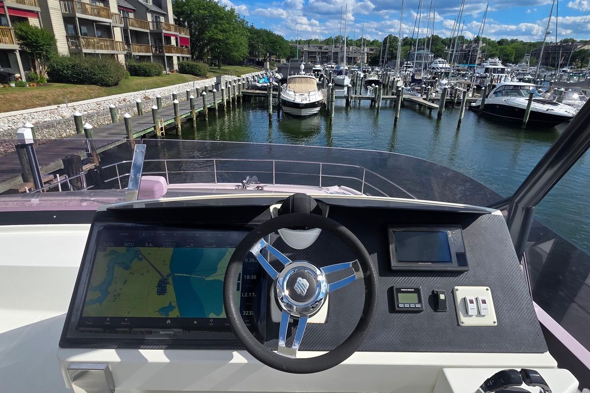 2018 Fountaine Pajot Motor Yacht 44