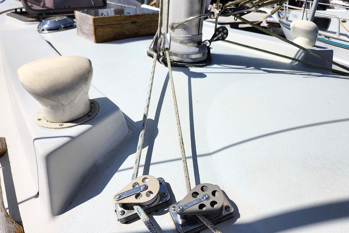 1982 C&C 30 for sale in Victoria, British Columbia, Canada 30 ft
