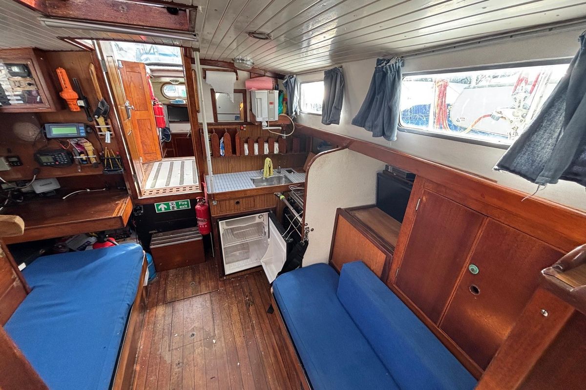 1968 Nicholson 38