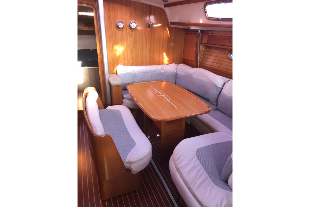 2007 Bavaria 42 Cruiser