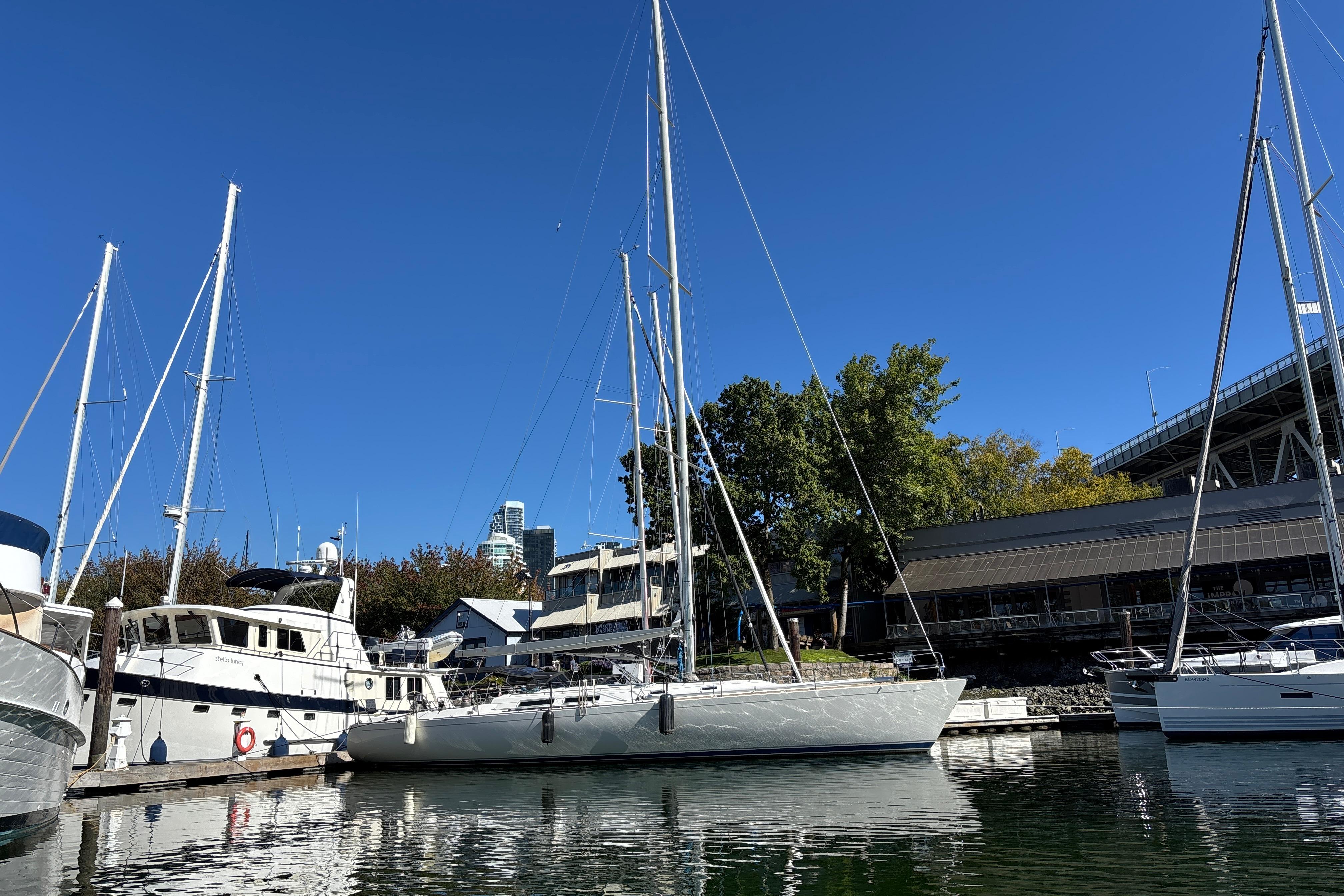 1993 Santa Cruz 52 for sale in Granville Island, British Columbia, Canada