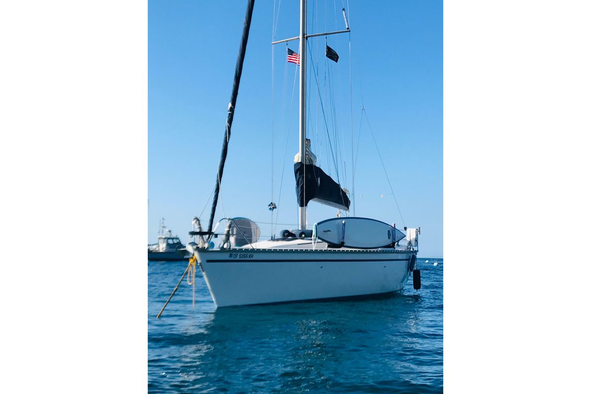 1990 Hunter Legend 37